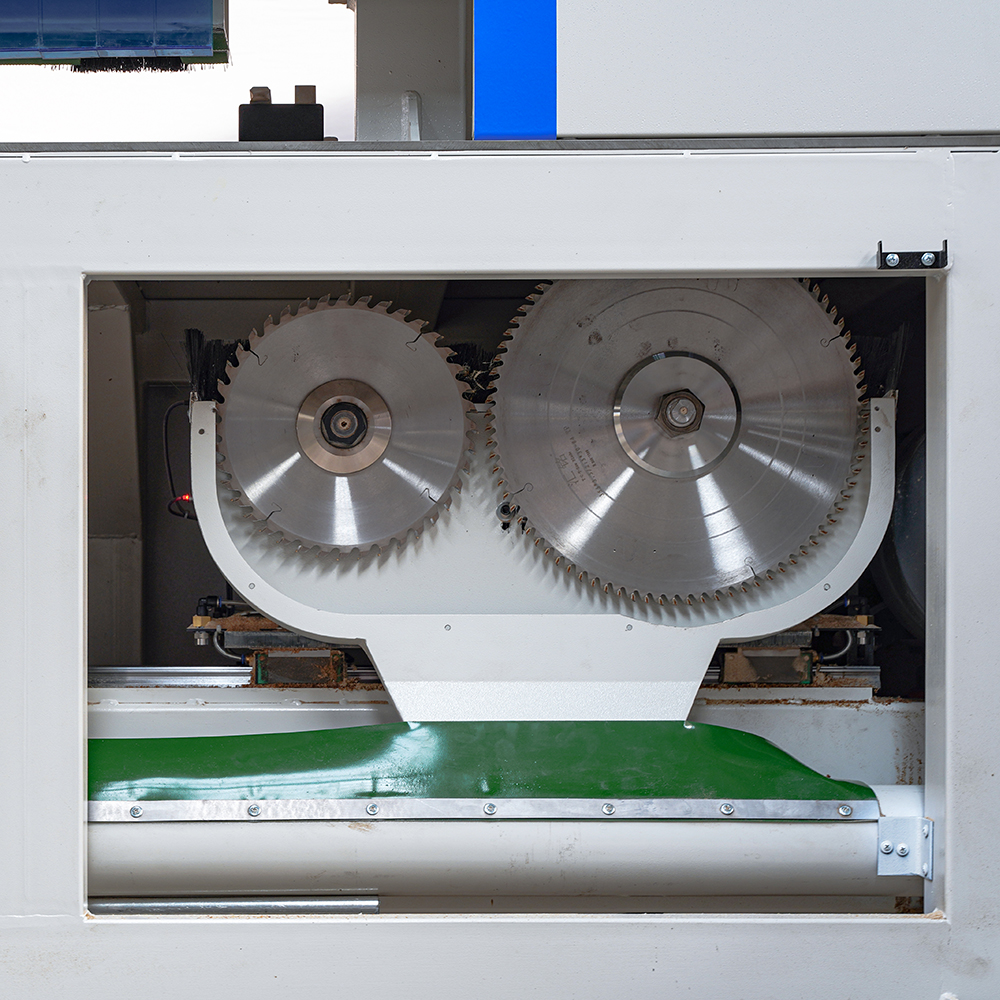 Electronic Reciprocating Saw
